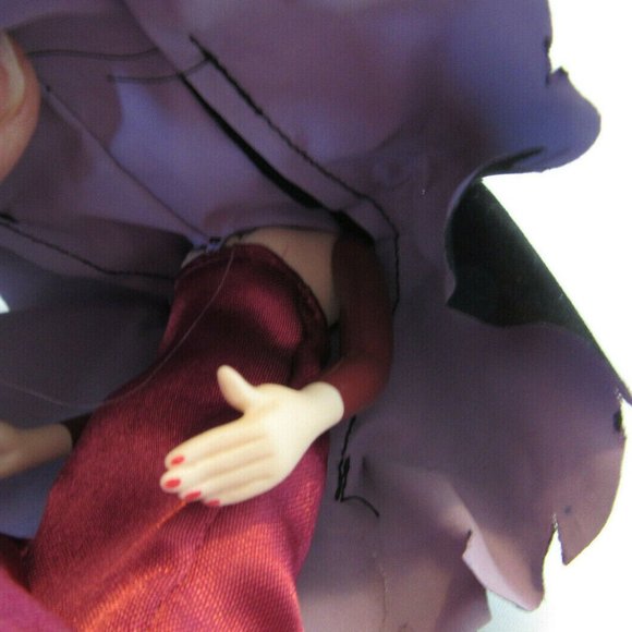 Sleeping Beauty Disney Deagostini Porcelain Dolls Lot of 2 Princess/Maleficent - Picture 11 of 16